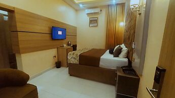 OLYMPUS HOTEL & SUITES