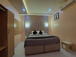 OLYMPUS HOTEL & SUITES
