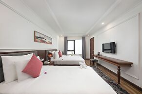 The Sail Hotel - My Khe Beach