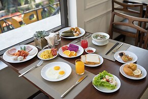 The Sail Hotel - My Khe Beach