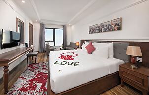 The Sail Hotel - My Khe Beach