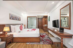 The Sail Hotel - My Khe Beach