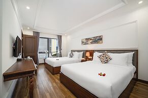 The Sail Hotel - My Khe Beach