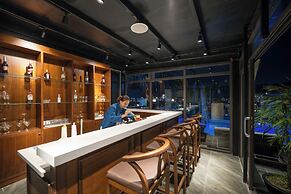 The Sail Hotel - My Khe Beach