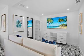 The Retreat at Anna Maria Island Inn