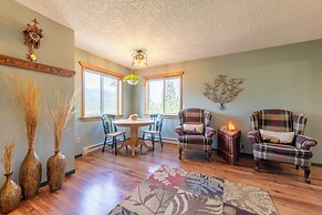 Golden Mountain View Suites