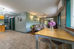 Golden Mountain View Suites