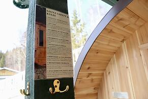 Golden Mountain View Suites