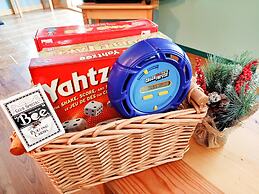 Golden Mountain View Suites