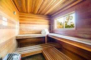 Willow by Avantstay Mountain Views - See Hot Air Balloons From Pool