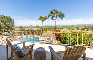 Willow by Avantstay Mountain Views - See Hot Air Balloons From Pool