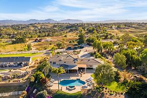 Willow by Avantstay Mountain Views - See Hot Air Balloons From Pool