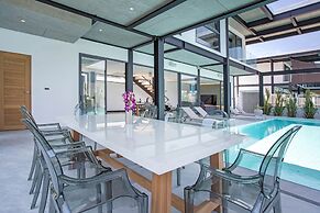 Elegant 4BR Pool Villa Sunset Garden 3