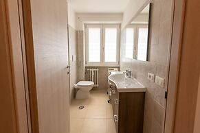 Casa Rosa Beige e Blu