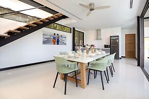 Stylish Salt Pool Villa Sunset Garden 5