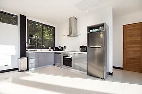 Stylish Salt Pool Villa Sunset Garden 5