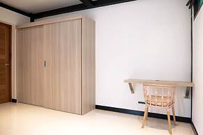 Stylish Salt Pool Villa Sunset Garden 5