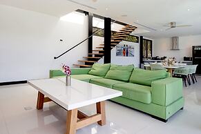 Stylish Salt Pool Villa Sunset Garden 5