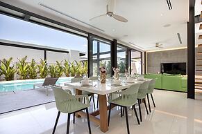 Stylish Salt Pool Villa Sunset Garden 5