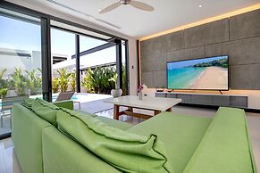 Stylish Salt Pool Villa Sunset Garden 5