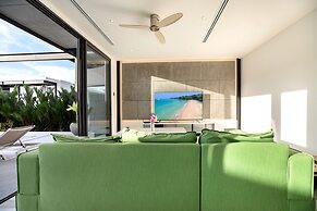 Stylish Salt Pool Villa Sunset Garden 5