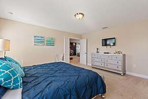 The Cinehaven at Solterra by Shine Villas 407