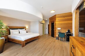 Golf & Spa Resort Kunětická Hora