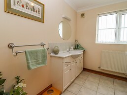 Corner House