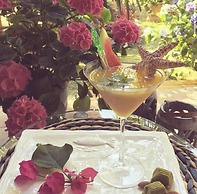 Lalezar Sea & Garden Hotel