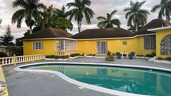 Yancey Largo Villa Perfect Jamaica Ironshore Getaway w Private Pool an