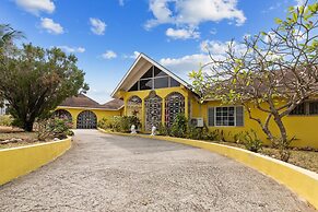 Yancey Largo Villa Perfect Jamaica Ironshore Getaway w Private Pool an