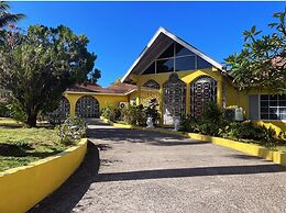 Yancey Largo Villa Perfect Jamaica Ironshore Getaway w Private Pool an