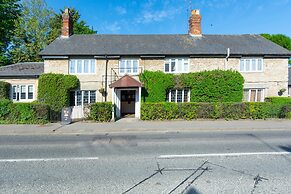 the Jersey Arms Hotel