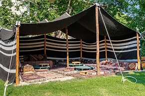 Yoruk Ali Konagi ve Yayla Evleri