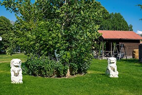 Yoruk Ali Konagi ve Yayla Evleri