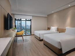 Holiday Inn Hotel and Suites Kunshan Huaqiao by IHG