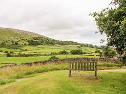 The Old Store, 2 Alpine Terrace