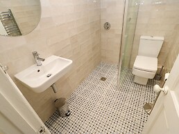 The Old Store, 2 Alpine Terrace