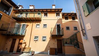 Italianway - Castellana Mono 68