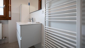 Italianway - Ermes di Colloredo 34 A