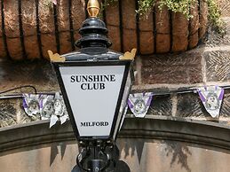 Sunshine Apartment