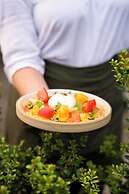 Canoe Place Inn and Cottages
