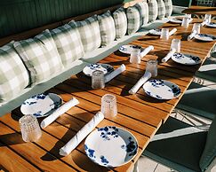 Canoe Place Inn and Cottages