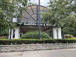 Garden Inn & Suites