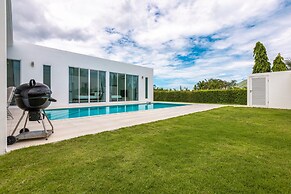 Modern 4 Bedroom Pool Villa PMK-A6