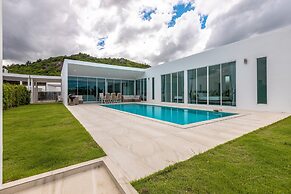 Modern 4 Bedroom Pool Villa PMK-A6