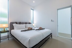 Modern 4 Bedroom Pool Villa PMK-A6