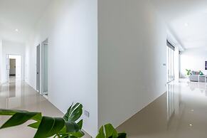 Modern 4 Bedroom Pool Villa PMK-A6