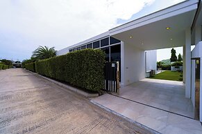 Modern 4 Bedroom Pool Villa PMK-A6