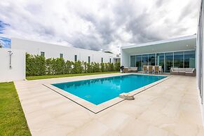 Modern 4 Bedroom Pool Villa PMK-A6